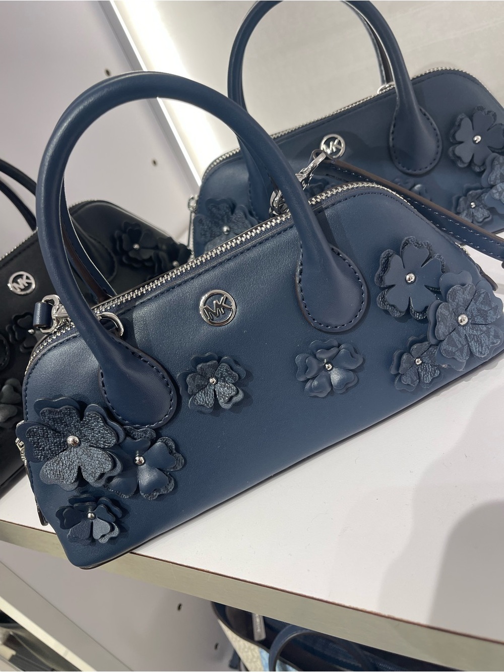 Michael Kors Petra Small Floral Embellished Crossbody Bag
Navy
NWT - Picture 15 of 16